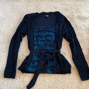 Small blue & black shirt/long sleeve sweater combo